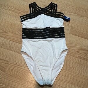 NWT Hilor one piece swimsuit small‎ 4-6